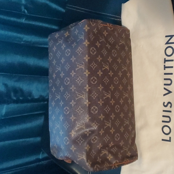 LOUIS VUITTON SPEEDY 40 - Picture 4 of 17